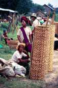 Waiting at the market border. Inle lake area. Myanmar (Burma).