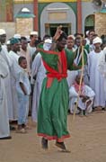Waiting for whirling dervishes. Hamed-an Nil Mosque, Khartoum (Omdurman). Sudan.
