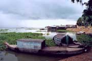 Borders of Tonl� Sap lake at Kompong Chhnang town. Cambodia.