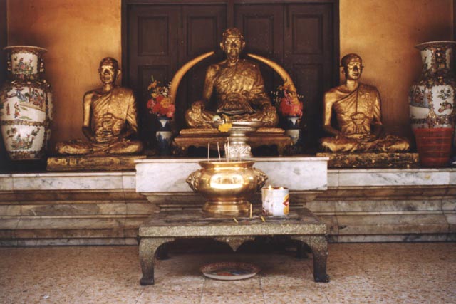 Temple Sukhothai Traimit in Bangkok. Thailand.