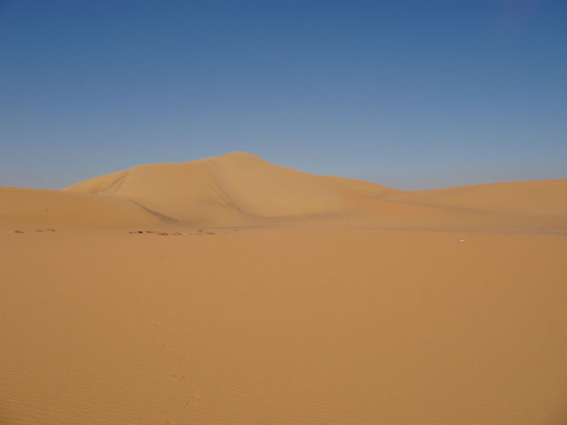 Sand dunes at Sahara desert. Egypt.