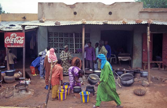 Street restaurant. Douentza village. Mali.