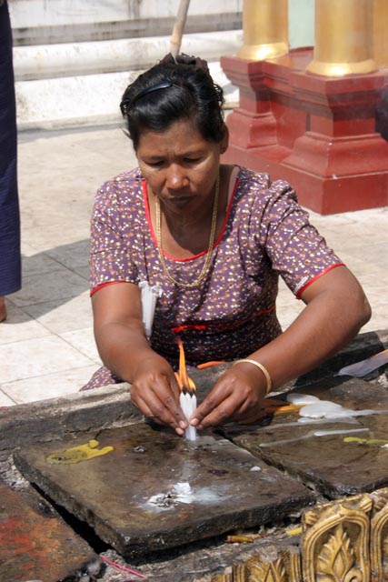 Shwedagon Paya, Yangon. Myanmar (Burma).