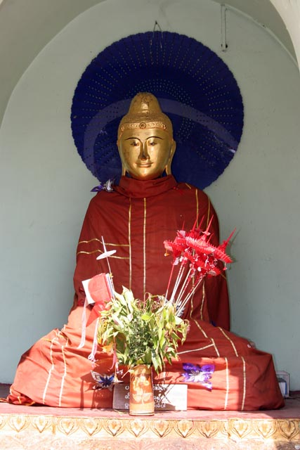 Shwedagon Paya, Yangon. Myanmar (Burma).